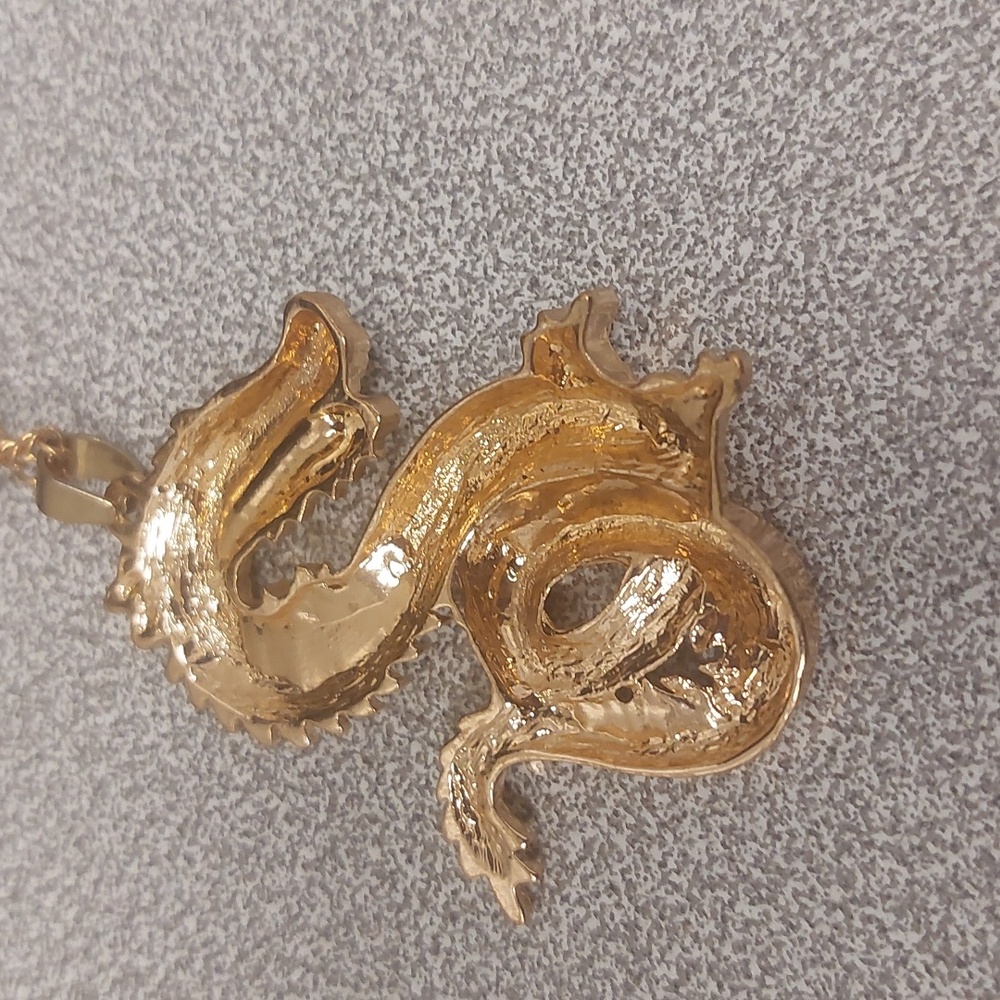 Gold Toned Red Eye Dragon Fashion Costume Long Necklace - Picture 16 of 16